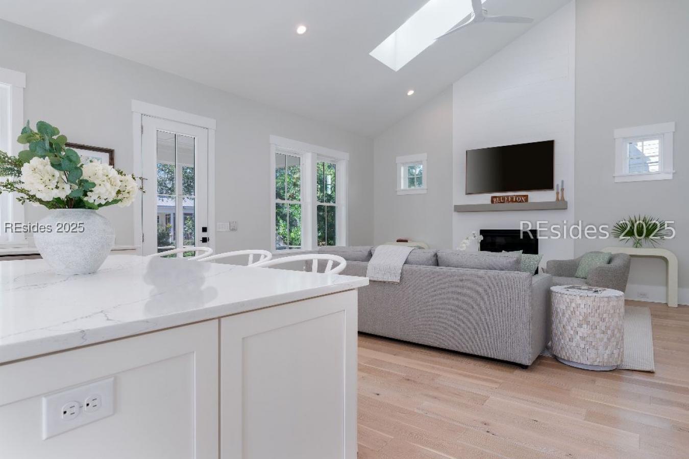 Bluffton, Beaufort, 29910, United States, 2 Bedrooms Bedrooms, ,2 BathroomsBathrooms,Residential,For Sale,1997855