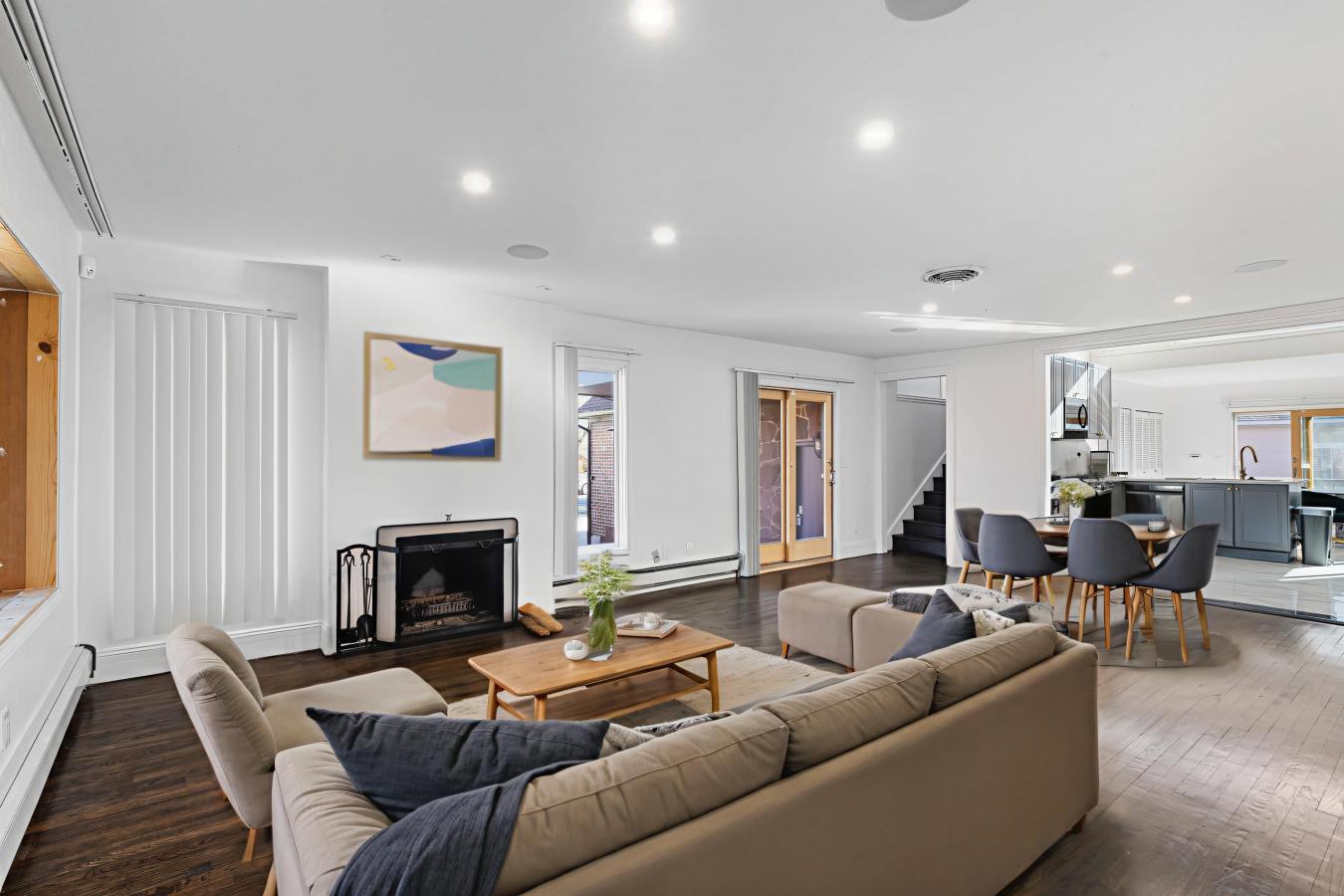 Denver, Denver, 80224, United States, 5 Bedrooms Bedrooms, ,3 BathroomsBathrooms,Residential,For Sale,1997853