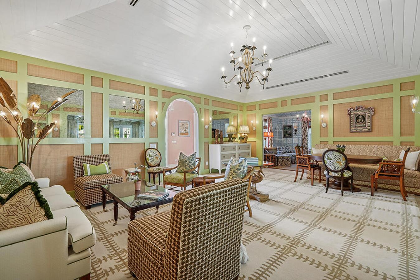 Palm Beach, Florida, 33480, United States, 3 Bedrooms Bedrooms, ,3 BathroomsBathrooms,Residential,For Sale,1996686