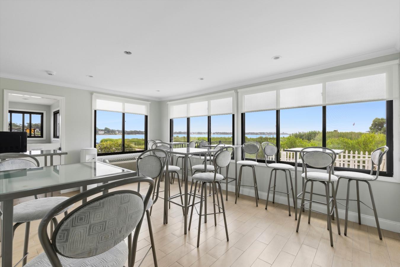 Hampton Bays, New York, 11946, United States, ,Residential,For Sale,1996685