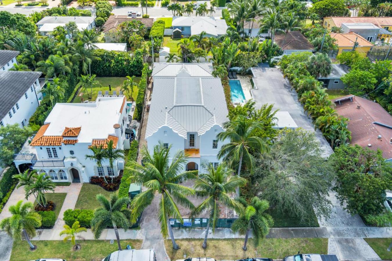 West Palm Beach, Florida, 33405, United States, 6 Bedrooms Bedrooms, ,6 BathroomsBathrooms,Residential,For Sale,1996683