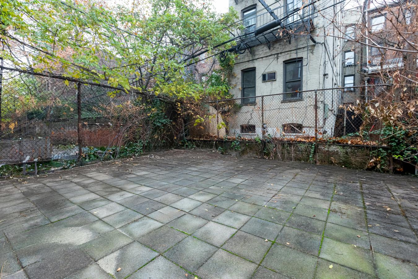 Boerum Hill, New York, 11217, United States, 7 Bedrooms Bedrooms, ,2 BathroomsBathrooms,Residential,For Sale,1996681