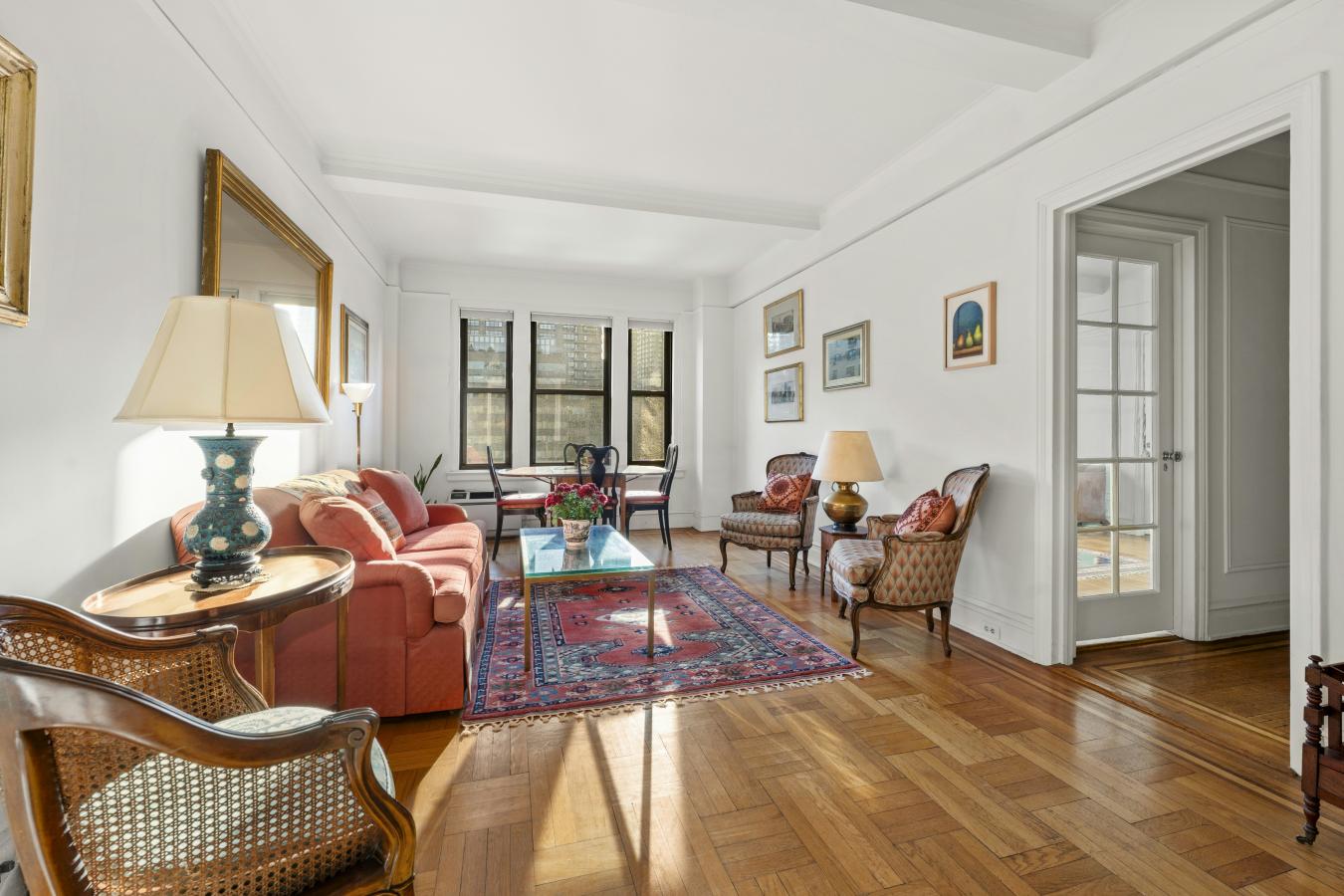 New York, New York, 10023, United States, 2 Bedrooms Bedrooms, ,1 BathroomBathrooms,Residential,For Sale,1996674