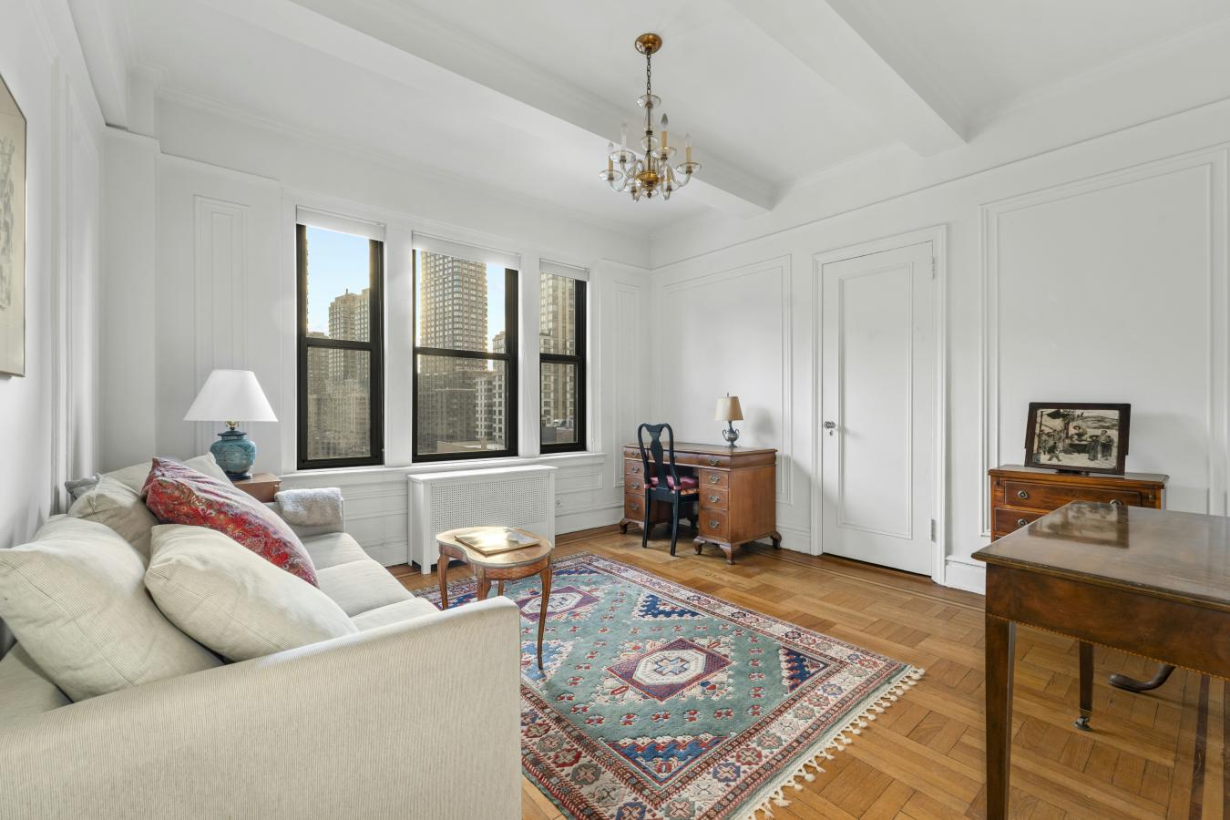 New York, New York, 10023, United States, 2 Bedrooms Bedrooms, ,1 BathroomBathrooms,Residential,For Sale,1996674
