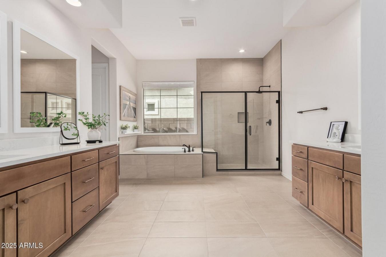 Queen Creek, Maricopa, 85142, United States, 5 Bedrooms Bedrooms, ,4 BathroomsBathrooms,Residential,For Sale,1997848