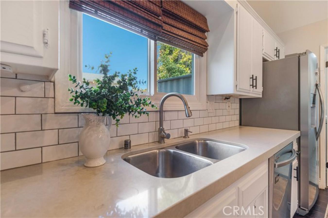 Woodland Hills, Los Angeles, 91367, United States, 3 Bedrooms Bedrooms, ,2 BathroomsBathrooms,Residential,For Sale,1997847