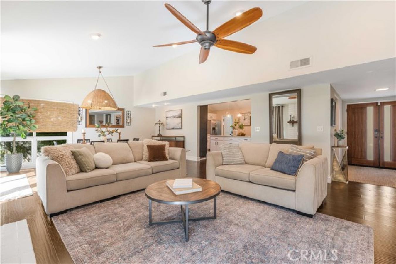 Woodland Hills, Los Angeles, 91367, United States, 3 Bedrooms Bedrooms, ,2 BathroomsBathrooms,Residential,For Sale,1997847