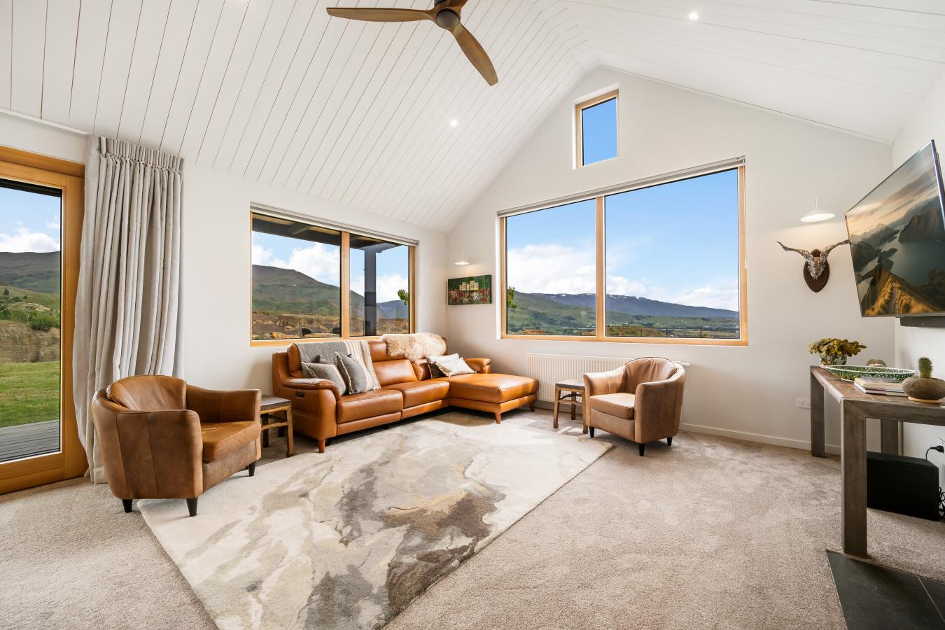 Bannockburn, 9384, New Zealand, 3 Bedrooms Bedrooms, ,2 BathroomsBathrooms,Residential,For Sale,1998094