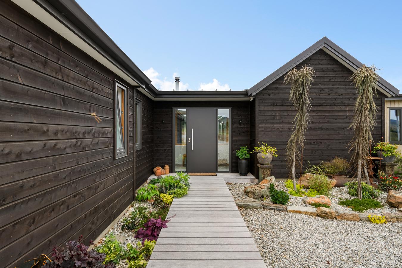 Bannockburn, 9384, New Zealand, 3 Bedrooms Bedrooms, ,2 BathroomsBathrooms,Residential,For Sale,1998094