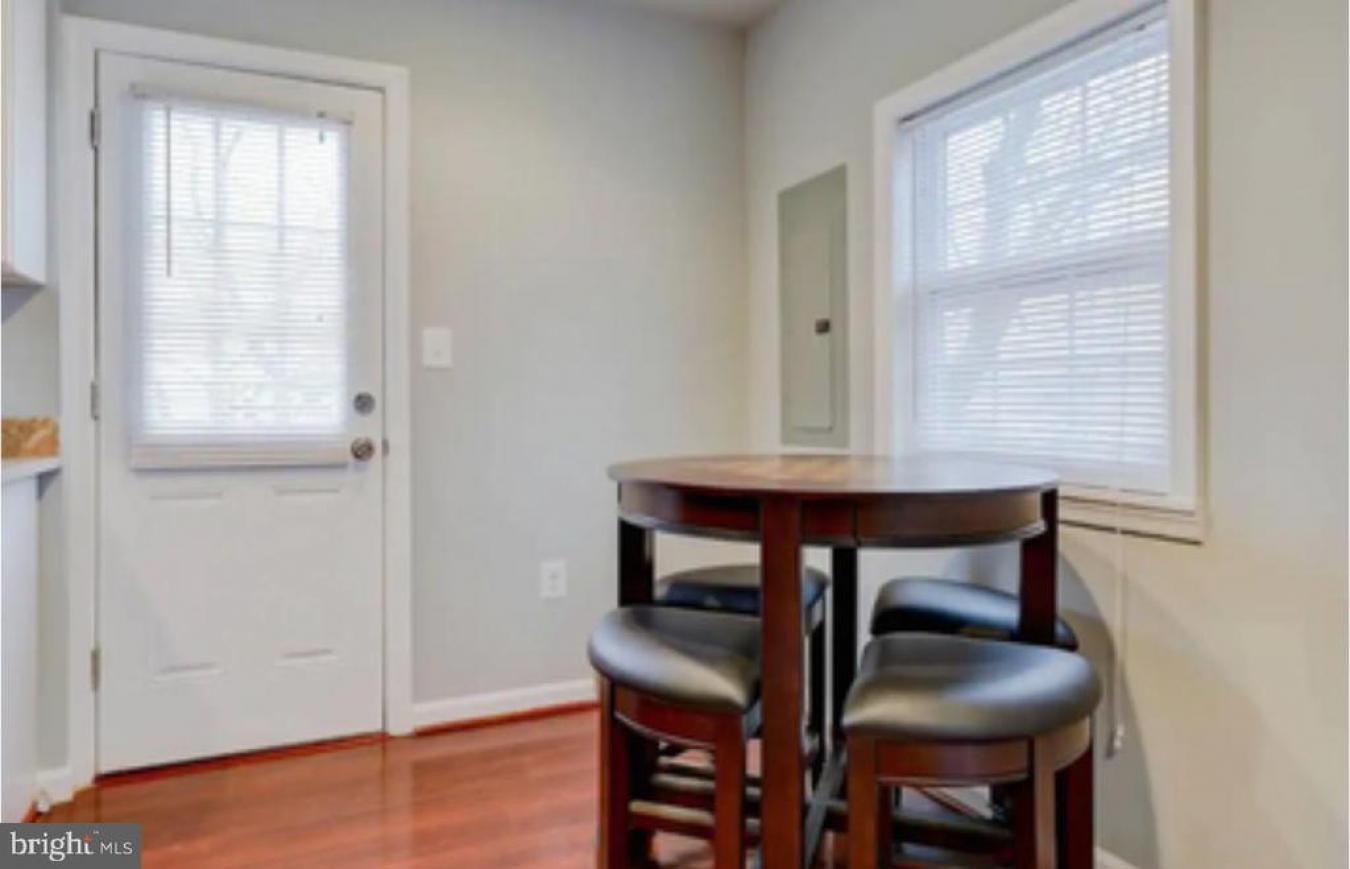 ARLINGTON, ARLINGTON, 22204, United States, ,Residential,For Sale,1997842