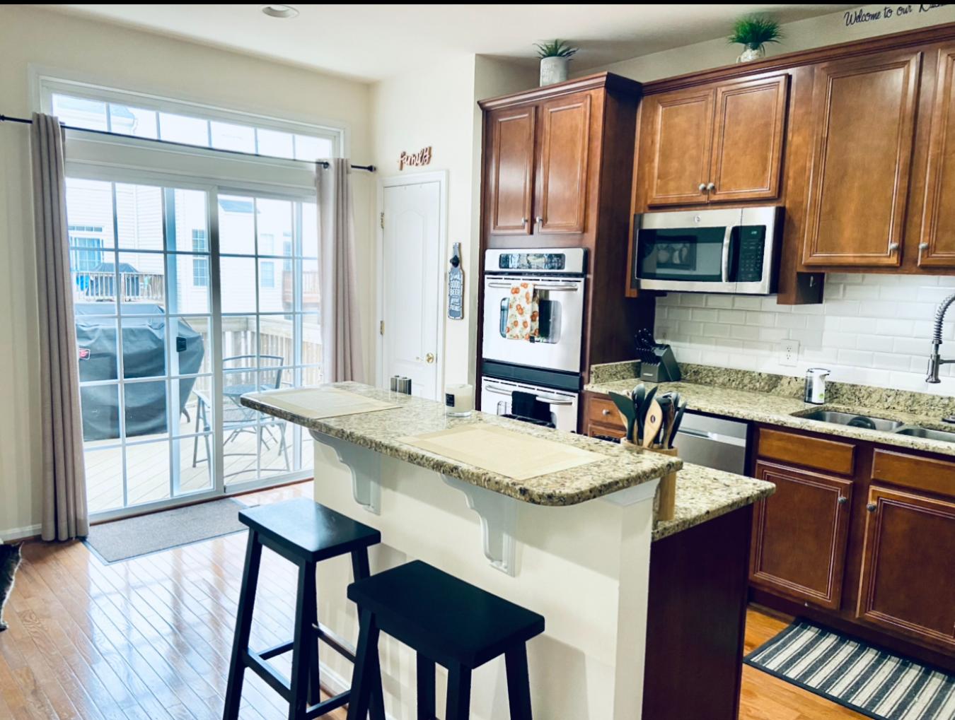 Aldie, Loudoun, 20151, United States, 4 Bedrooms Bedrooms, ,3 BathroomsBathrooms,Residential,For Sale,1997849