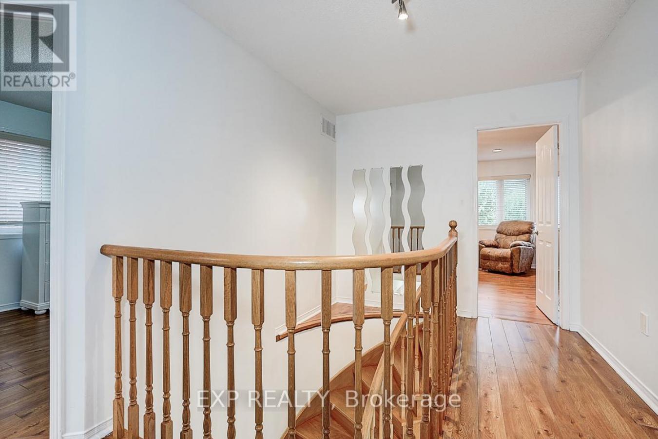 Bradford West Gwillimbury, ON, L3Z3B7, Canada, 5 Bedrooms Bedrooms, ,5 BathroomsBathrooms,Residential,For Sale,1997841