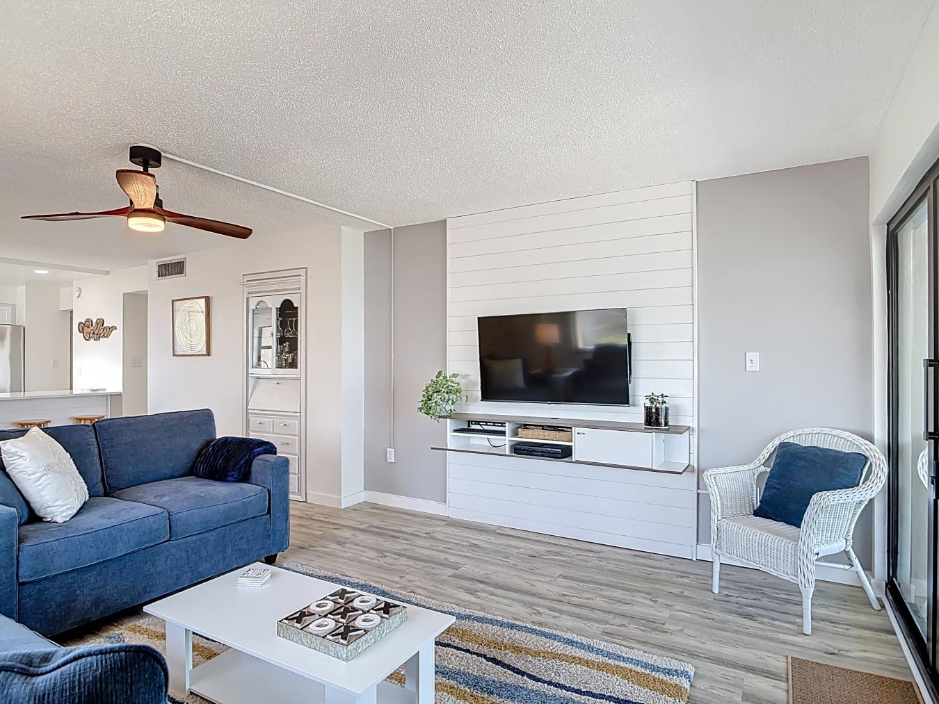 Oceanfront Penthouse Unit at Sandcastle Condominium, Ponce Inlet, FL P – image 10