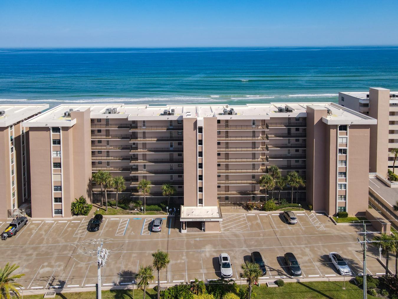 Oceanfront Penthouse Unit at Sandcastle Condominium, Ponce Inlet, FL P – image 2