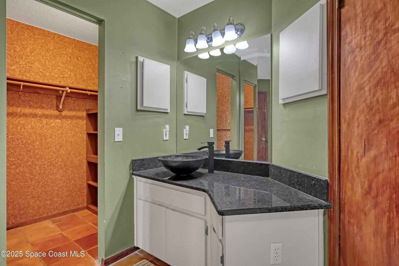 Indialantic, Brevard, 32903, United States, 3 Bedrooms Bedrooms, ,2 BathroomsBathrooms,Residential,For Sale,1997836