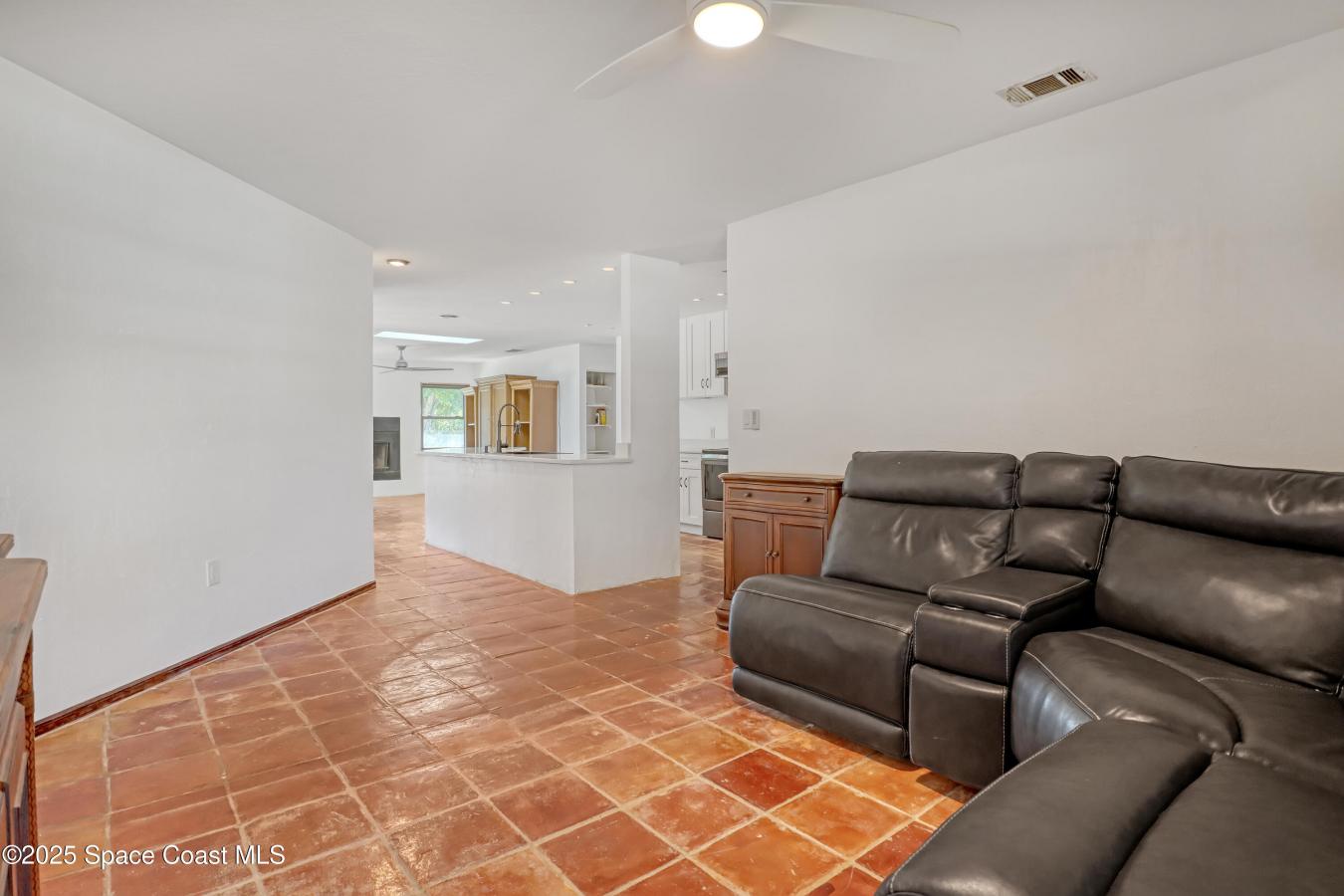 Indialantic, Brevard, 32903, United States, 3 Bedrooms Bedrooms, ,2 BathroomsBathrooms,Residential,For Sale,1997836