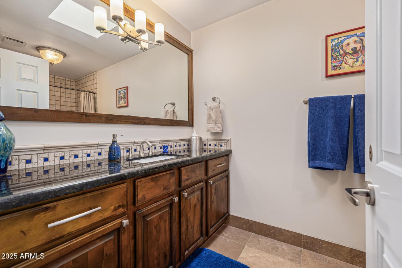 Phoenix, Maricopa, 85016, United States, 2 Bedrooms Bedrooms, ,2 BathroomsBathrooms,Residential,For Sale,1997835