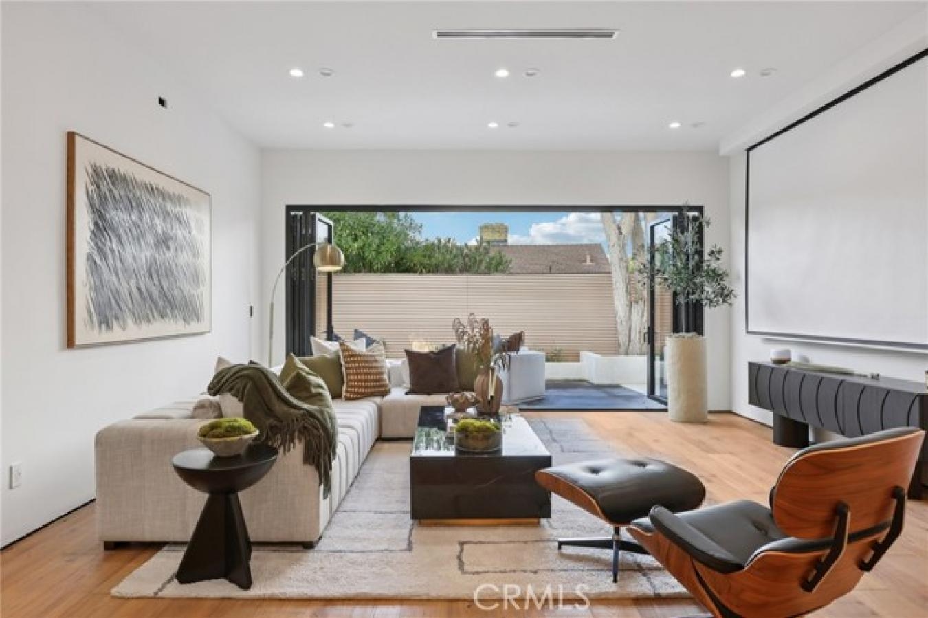 Torrance, Los Angeles, 90505, United States, 4 Bedrooms Bedrooms, ,3 BathroomsBathrooms,Residential,For Sale,1997833