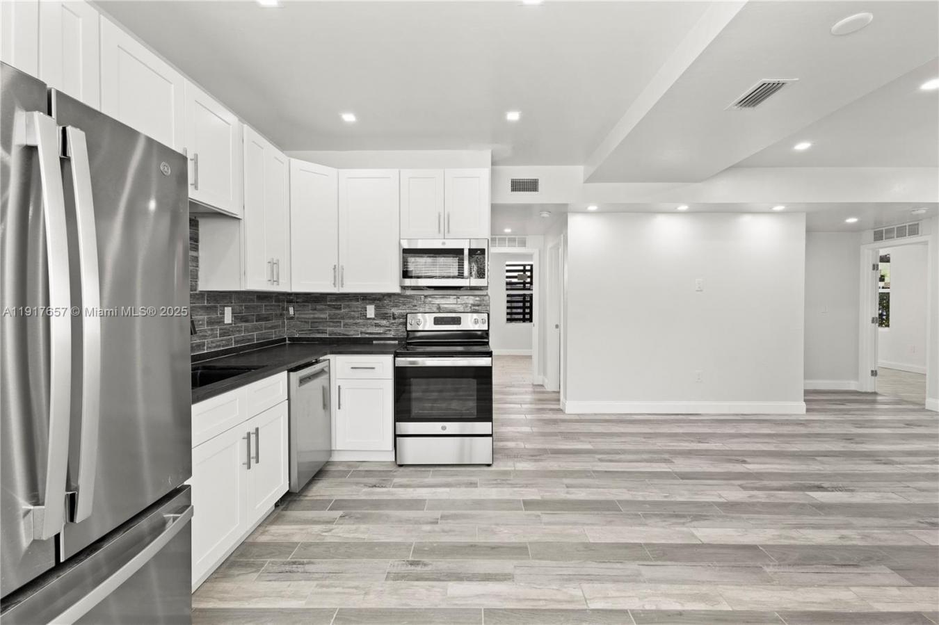 Miami, Miami-Dade County, 33127, United States, 6 Bedrooms Bedrooms, ,4 BathroomsBathrooms,Residential,For Sale,1999256