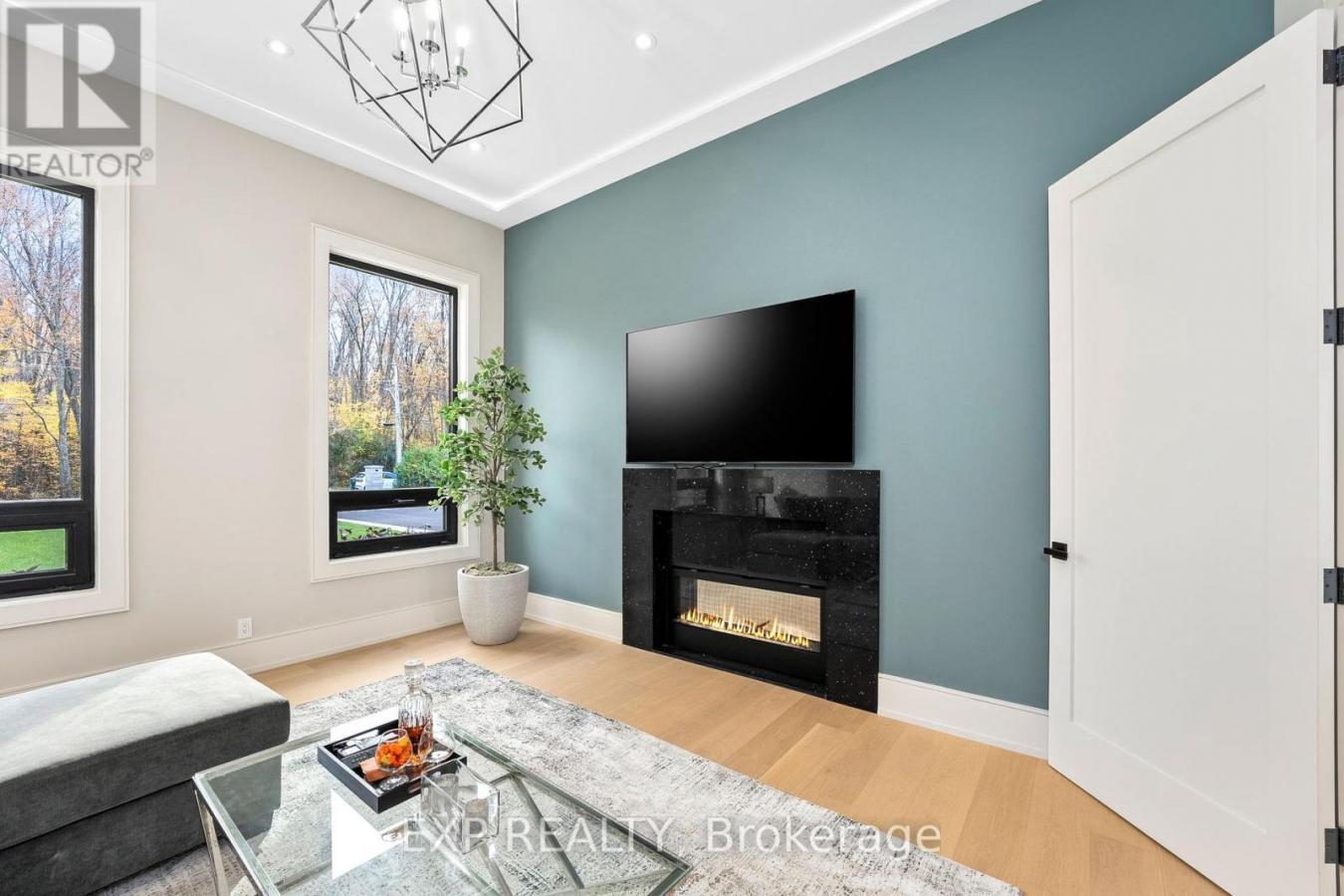 Georgina (Pefferlaw), ON, L0E1N0, Canada, 5 Bedrooms Bedrooms, ,6 BathroomsBathrooms,Residential,For Sale,1997831