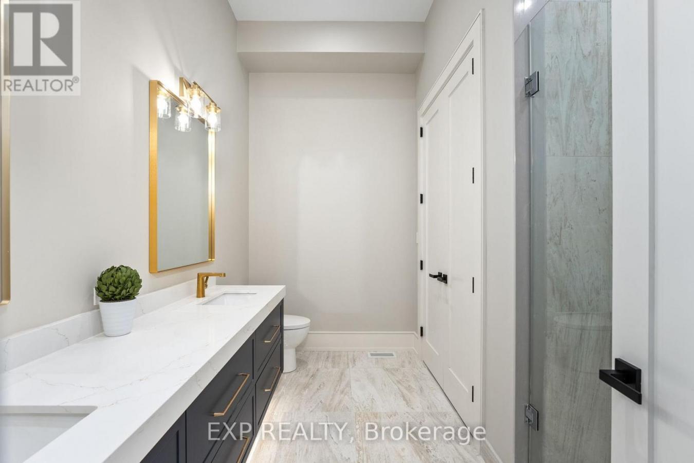 Georgina (Pefferlaw), ON, L0E1N0, Canada, 5 Bedrooms Bedrooms, ,6 BathroomsBathrooms,Residential,For Sale,1997831