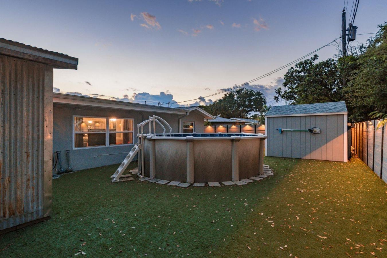 Welcome to your new home in the heart of Largo! Beautiful upgrades awa – image 16