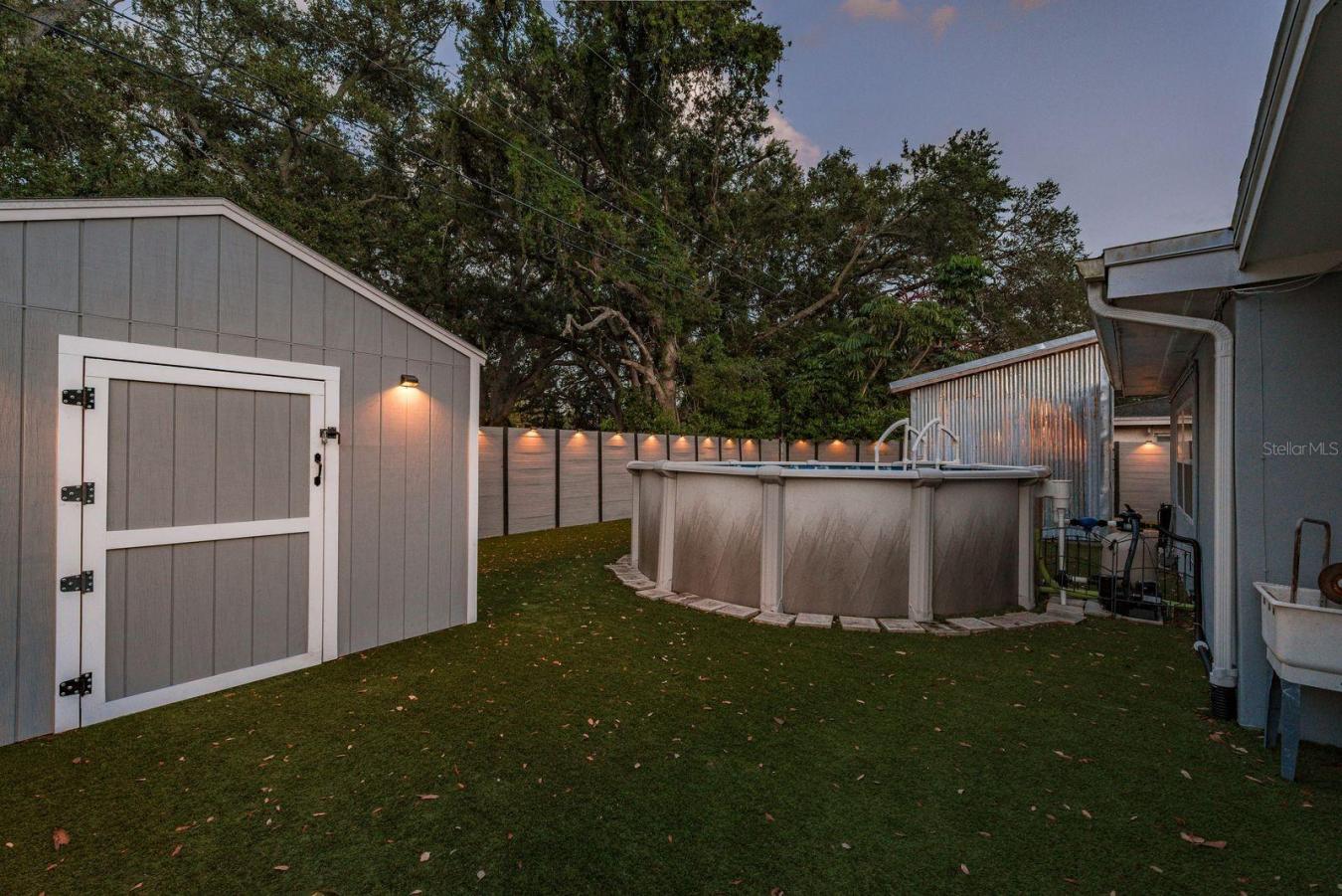 Welcome to your new home in the heart of Largo! Beautiful upgrades awa – image 17