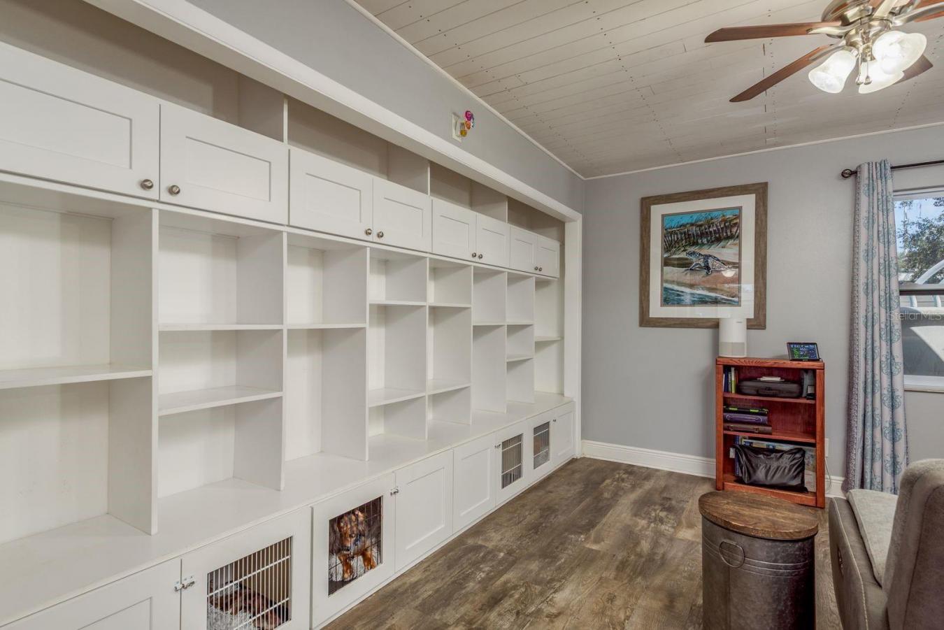 Welcome to your new home in the heart of Largo! Beautiful upgrades awa – image 3