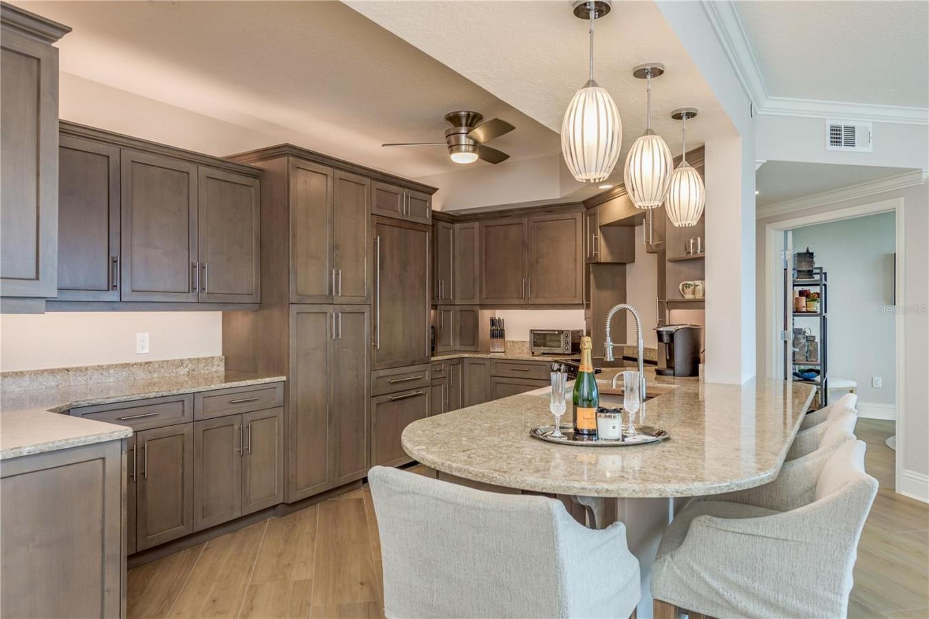 CLEARWATER BEACH, Pinellas, 33767, United States, ,Residential,For Sale,1997826