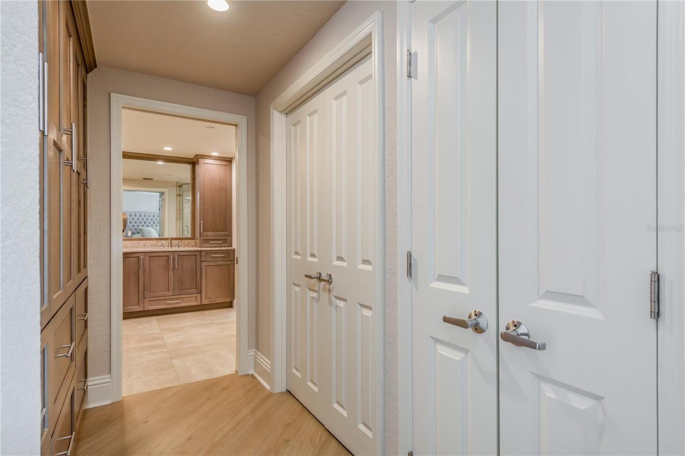 CLEARWATER BEACH, Pinellas, 33767, United States, ,Residential,For Sale,1997826