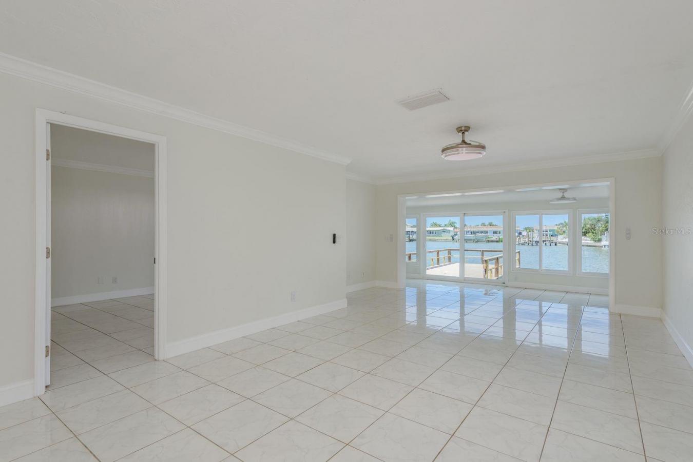ST PETERSBURG, Pinellas, 33708, United States, 2 Bedrooms Bedrooms, ,2 BathroomsBathrooms,Residential,For Sale,1997825