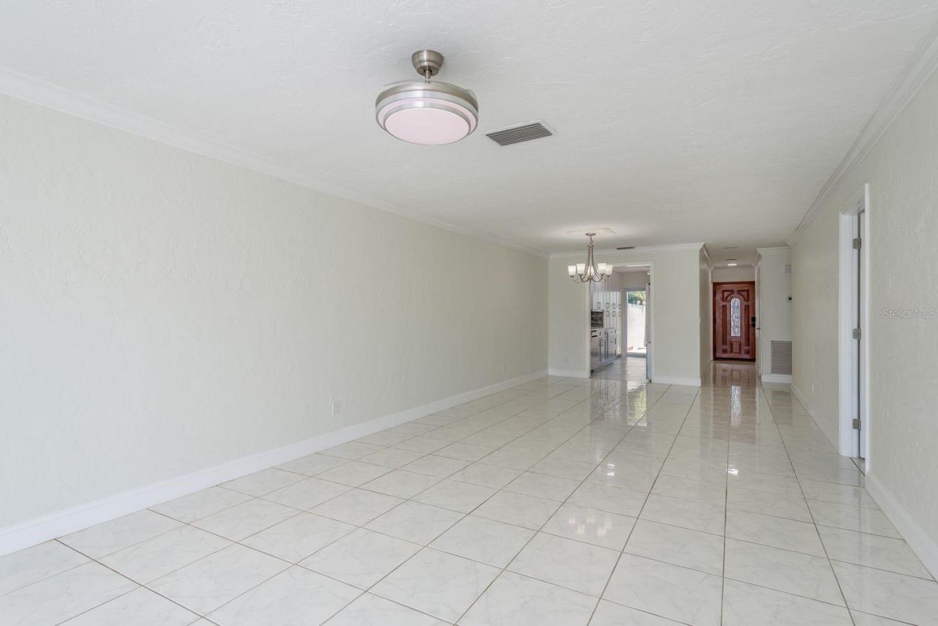 ST PETERSBURG, Pinellas, 33708, United States, 2 Bedrooms Bedrooms, ,2 BathroomsBathrooms,Residential,For Sale,1997825
