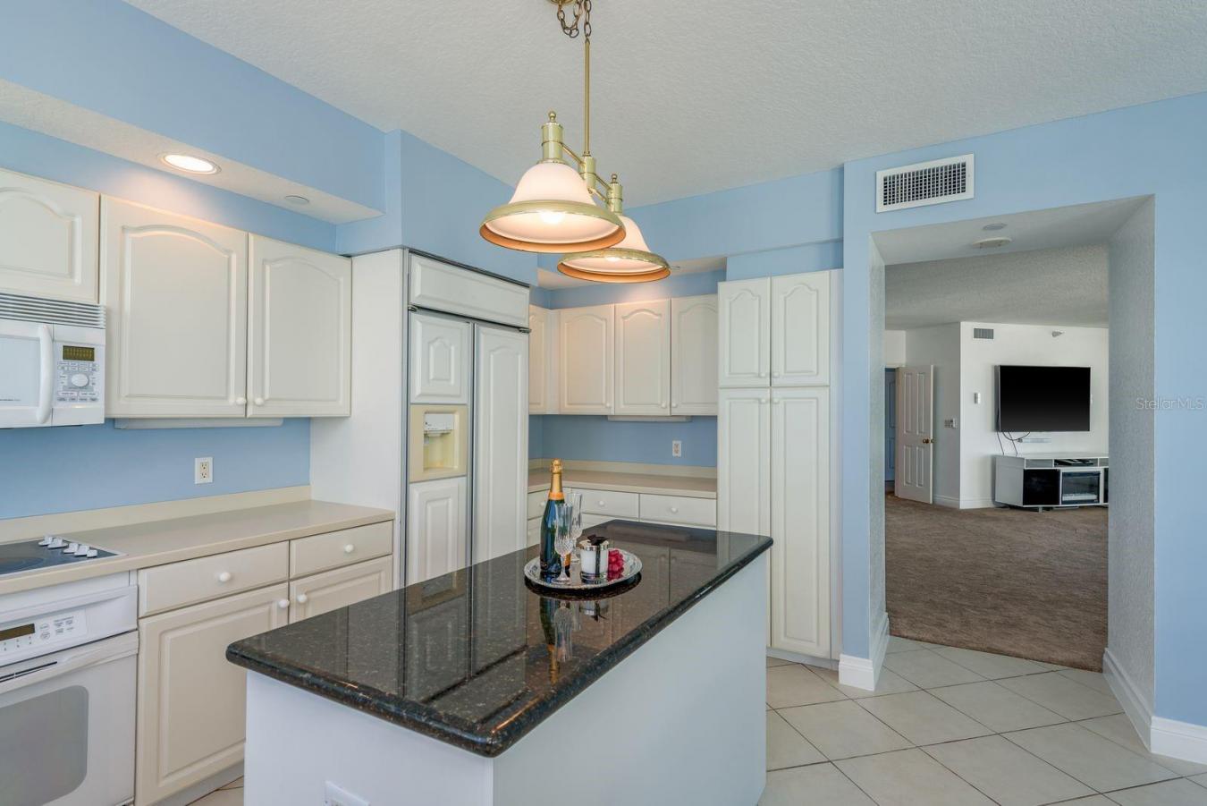 CLEARWATER BEACH, Pinellas, 33767, United States, ,Residential,For Sale,1997823