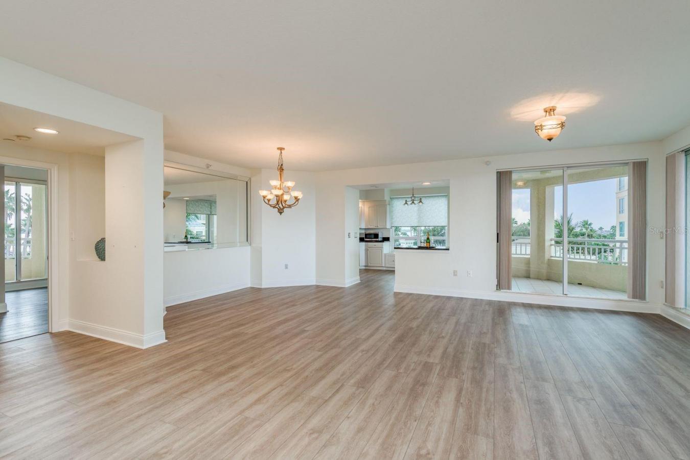 CLEARWATER BEACH, Pinellas, 33767, United States, ,Residential,For Sale,1997824