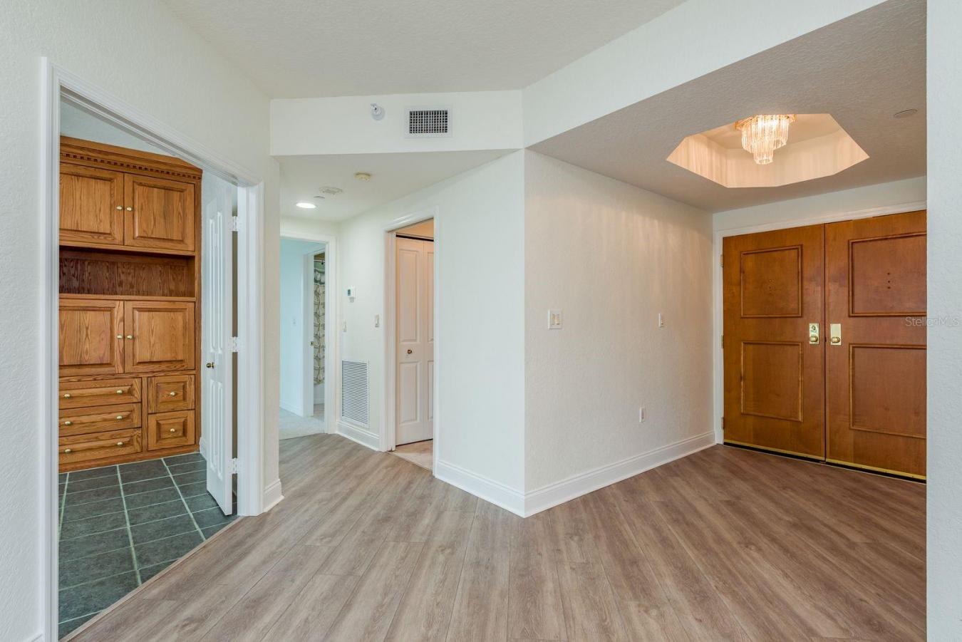 CLEARWATER BEACH, Pinellas, 33767, United States, ,Residential,For Sale,1997824