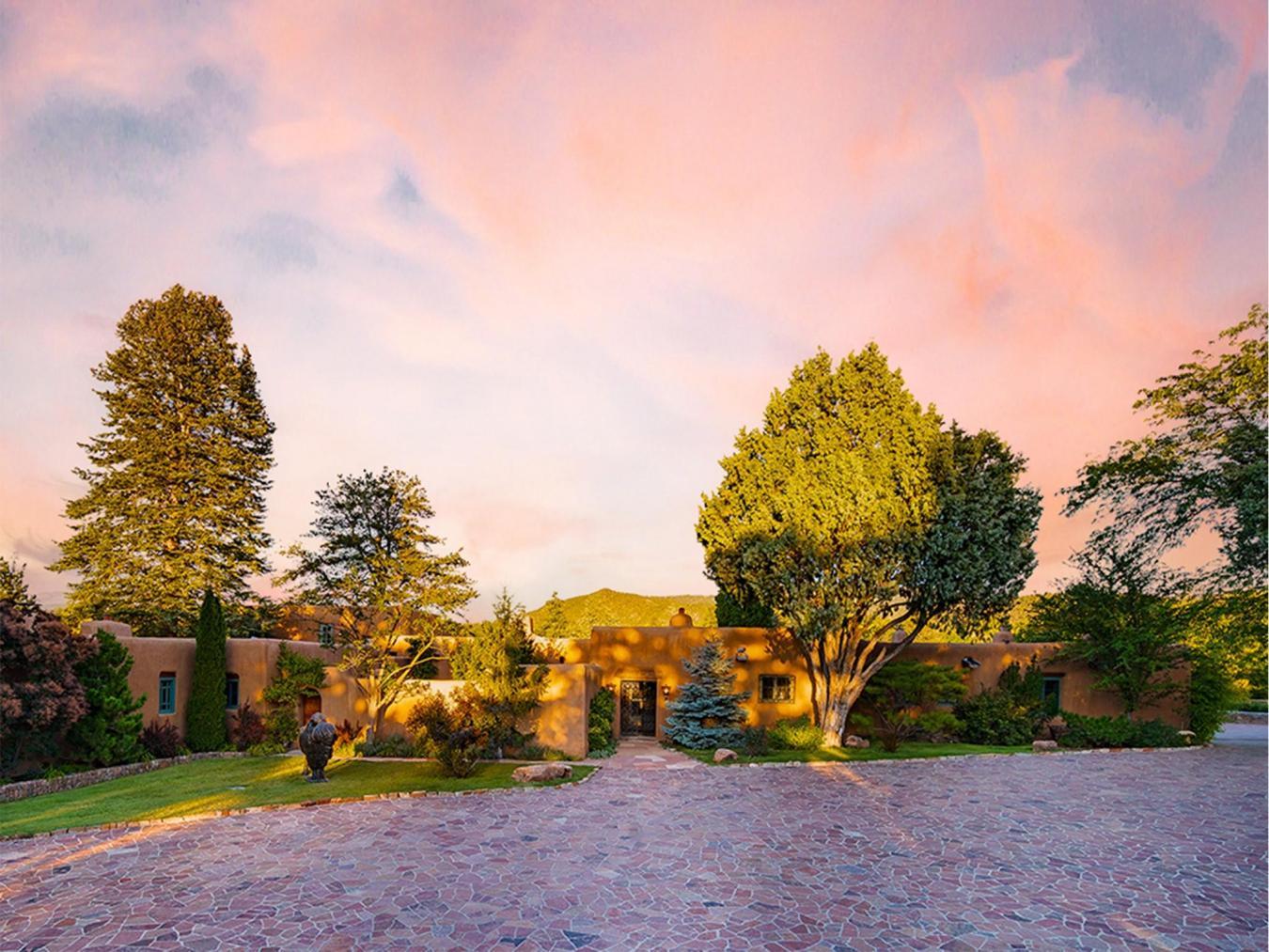 Santa Fe, New Mexico, 87505, United States, 8 Bedrooms Bedrooms, ,10 BathroomsBathrooms,Residential,For Sale,1997822