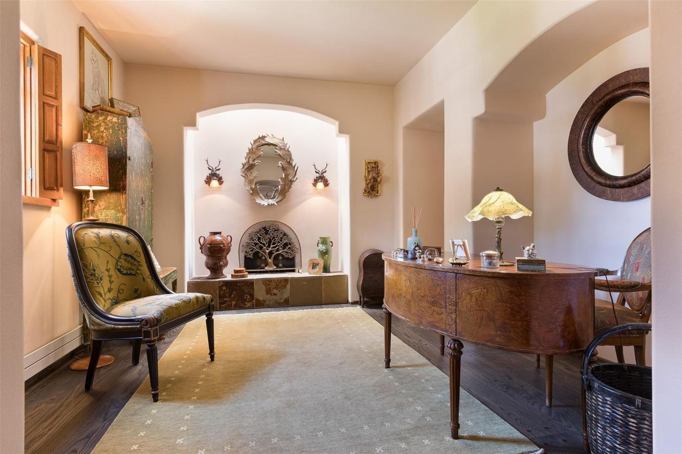 Santa Fe, New Mexico, 87505, United States, 8 Bedrooms Bedrooms, ,10 BathroomsBathrooms,Residential,For Sale,1997822