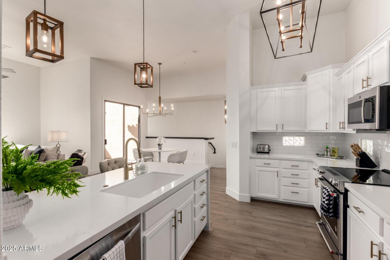 Scottsdale, Maricopa, 85255, United States, 3 Bedrooms Bedrooms, ,2 BathroomsBathrooms,Residential,For Sale,1997817