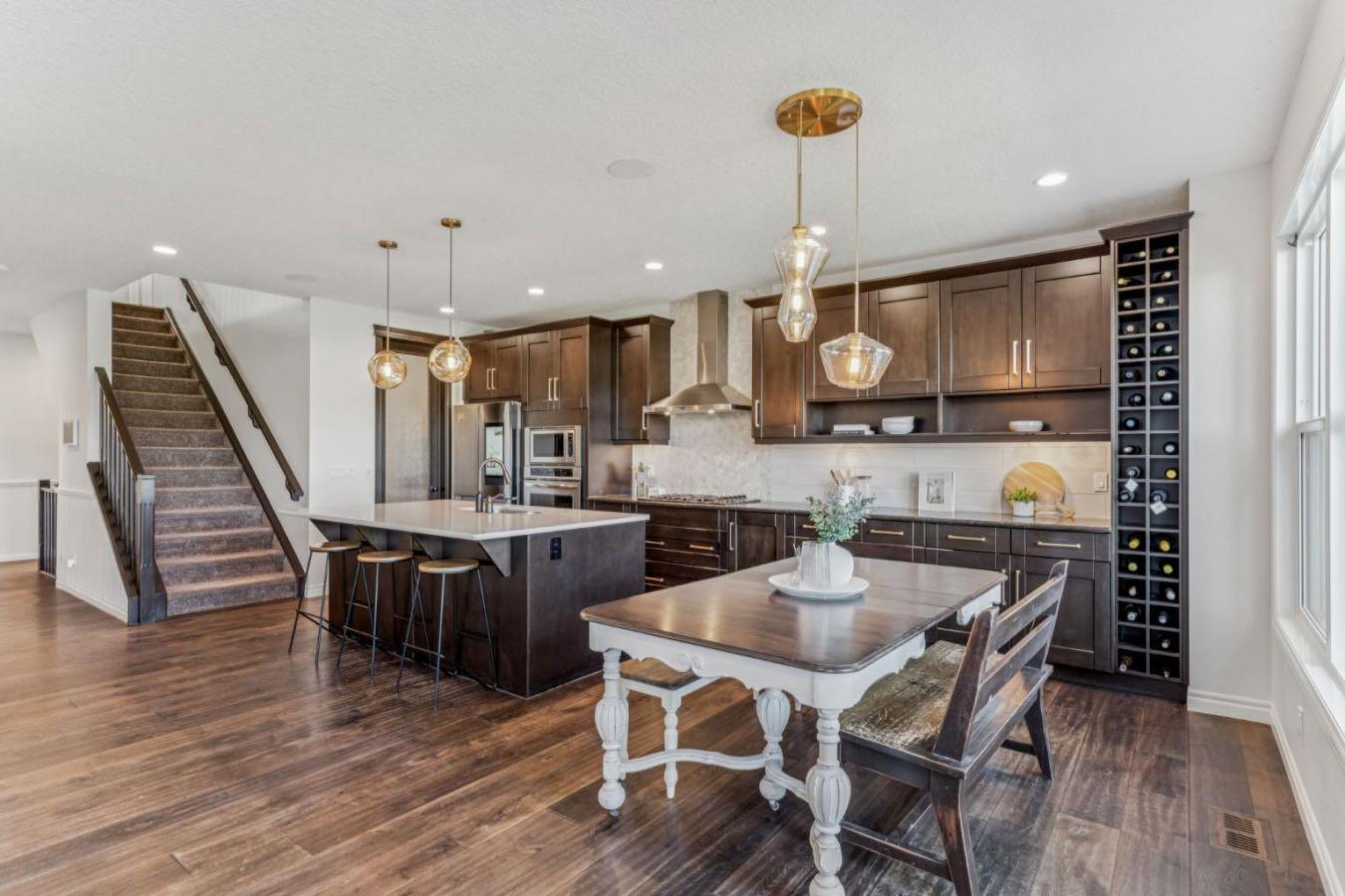 Cochrane, Rocky View County, T4C 0Y7, Canada, 4 Bedrooms Bedrooms, ,3 BathroomsBathrooms,Residential,For Sale,1997814