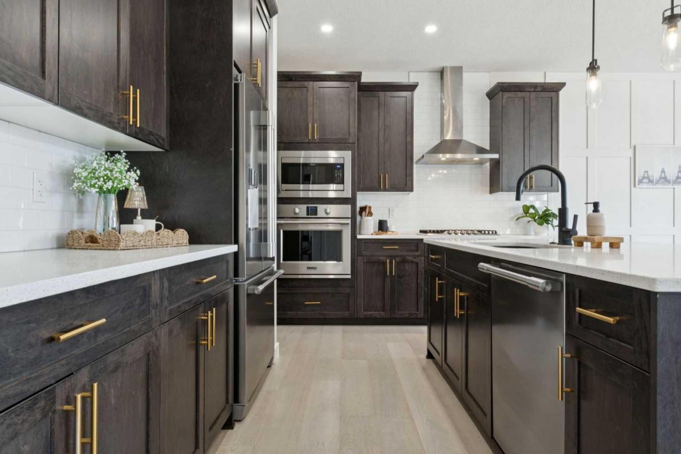 Cochrane, Rocky View County, T4C 0Z2, Canada, 3 Bedrooms Bedrooms, ,3 BathroomsBathrooms,Residential,For Sale,1997813