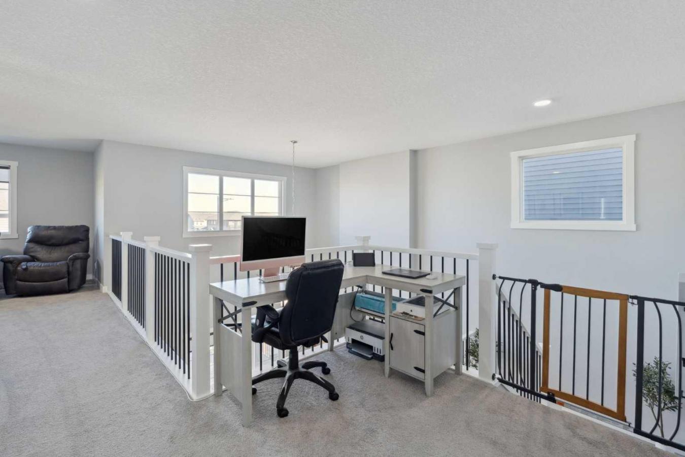 Airdrie, Airdrie, T4B 5J9, Canada, 3 Bedrooms Bedrooms, ,2 BathroomsBathrooms,Residential,For Sale,1997811