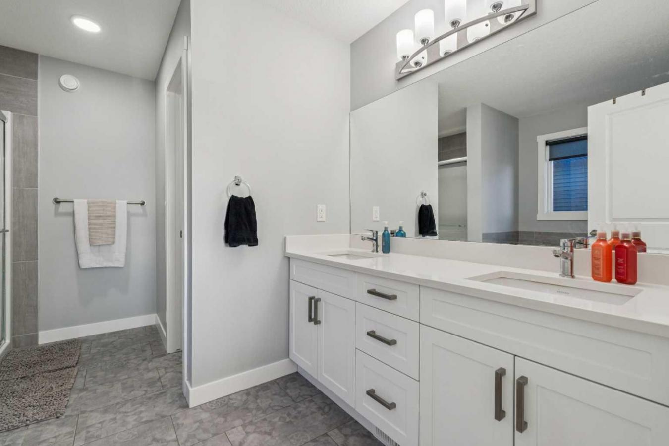 Airdrie, Airdrie, T4B 5J9, Canada, 3 Bedrooms Bedrooms, ,2 BathroomsBathrooms,Residential,For Sale,1997811