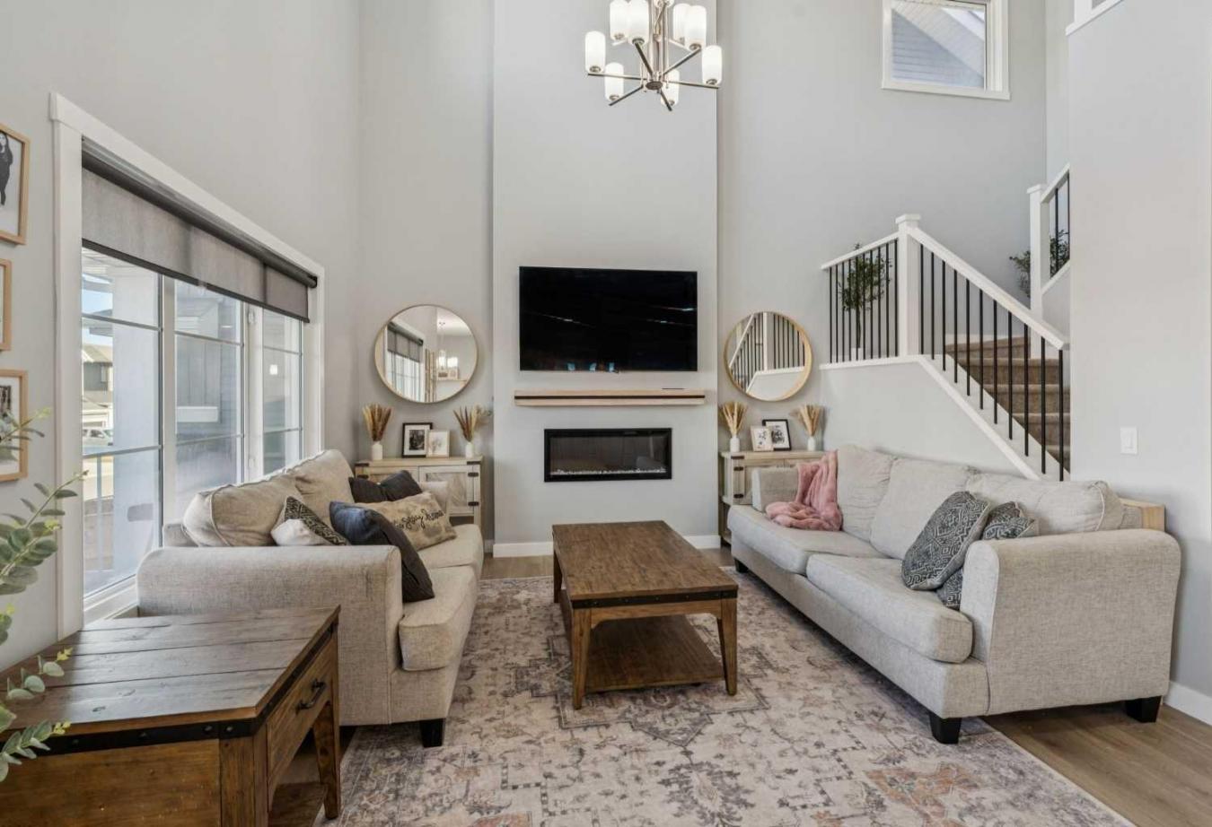 Airdrie, Airdrie, T4B 5J9, Canada, 3 Bedrooms Bedrooms, ,2 BathroomsBathrooms,Residential,For Sale,1997811