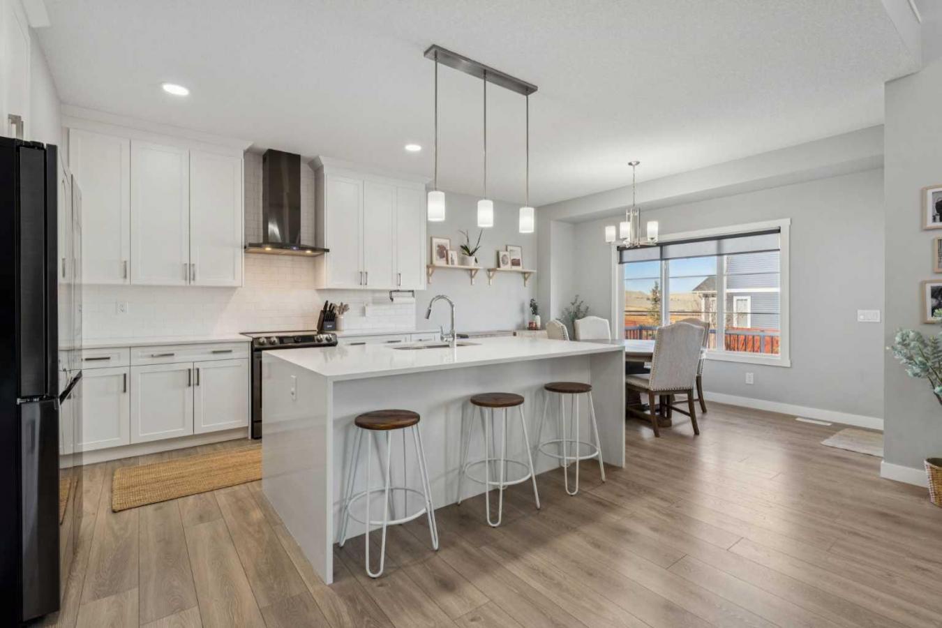 Airdrie, Airdrie, T4B 5J9, Canada, 3 Bedrooms Bedrooms, ,2 BathroomsBathrooms,Residential,For Sale,1997811