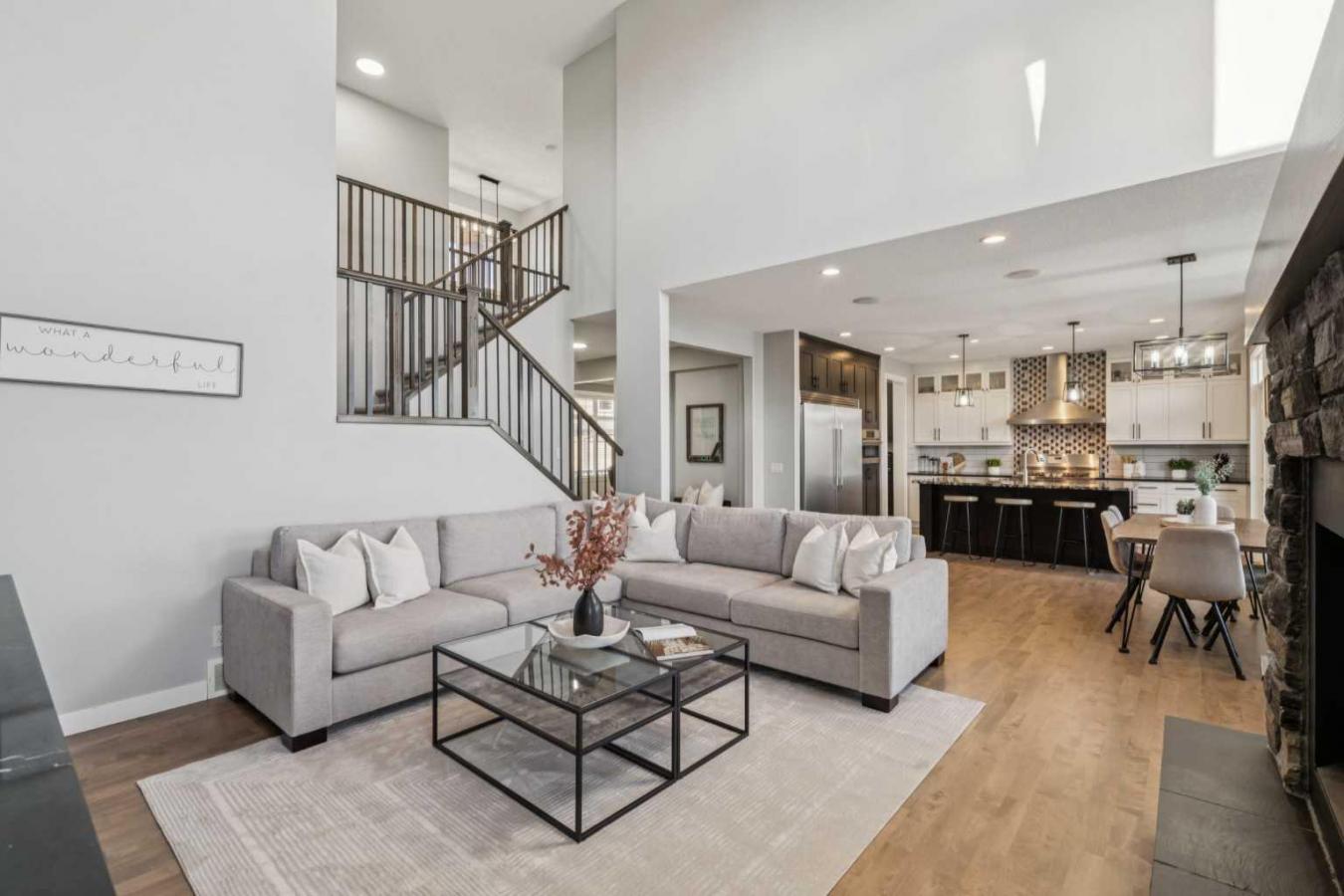 Cochrane Lake, Rocky View County, T4C 0A8, Canada, 4 Bedrooms Bedrooms, ,3 BathroomsBathrooms,Residential,For Sale,1997810