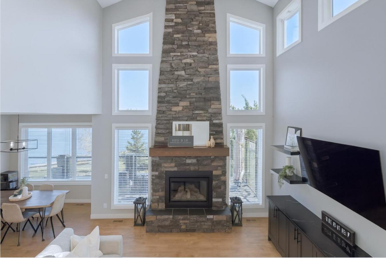 Cochrane Lake, Rocky View County, T4C 0A8, Canada, 4 Bedrooms Bedrooms, ,3 BathroomsBathrooms,Residential,For Sale,1997810