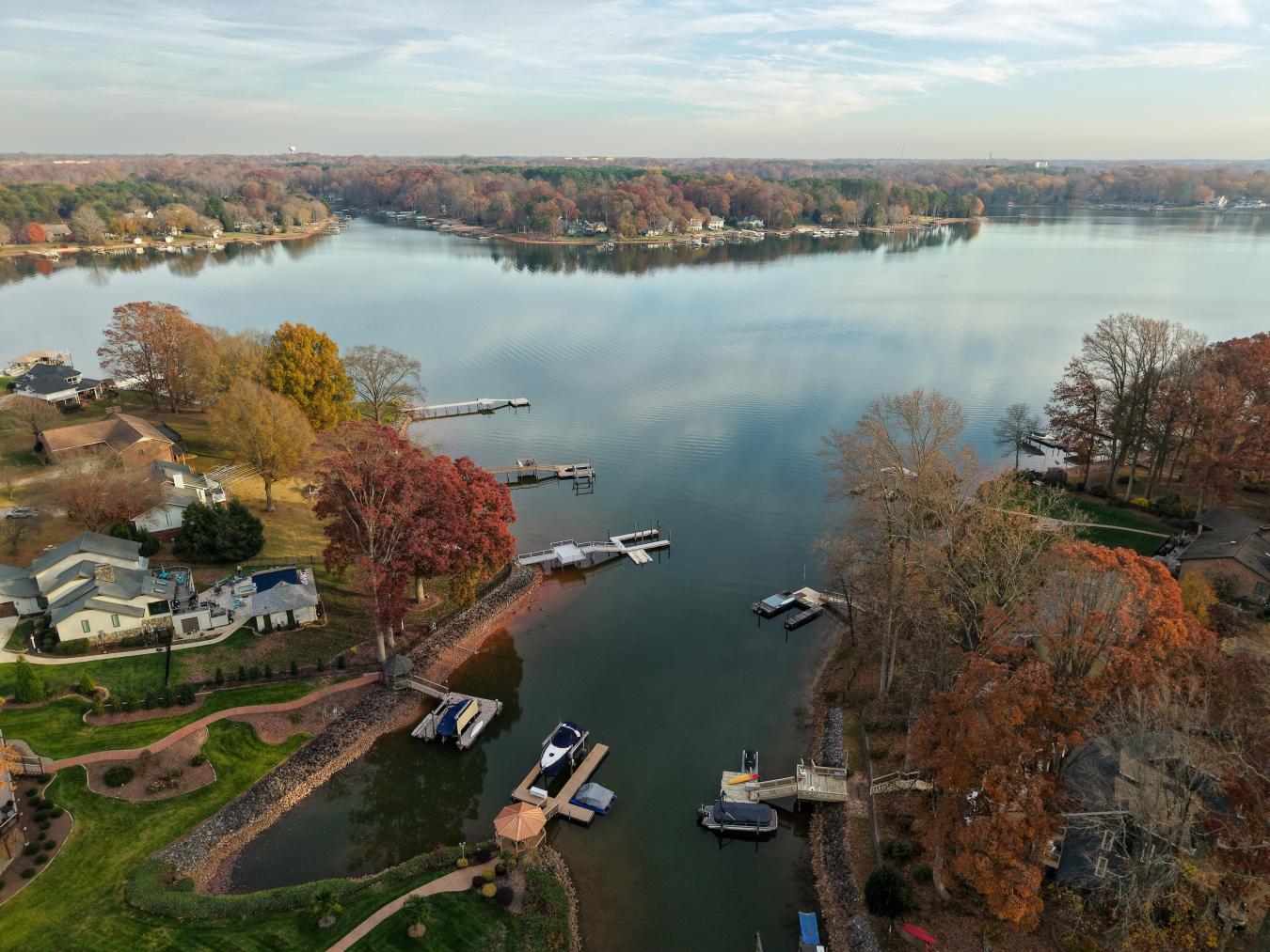 Mooresville, North Carolina, 28117, United States, 3 Bedrooms Bedrooms, ,3 BathroomsBathrooms,Residential,For Sale,1997806