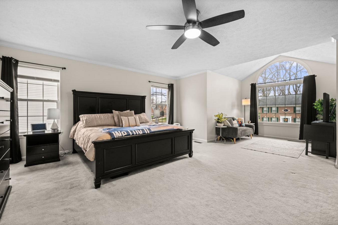 Bowie, Maryland, 20721, United States, 4 Bedrooms Bedrooms, ,3 BathroomsBathrooms,Residential,For Sale,1997807