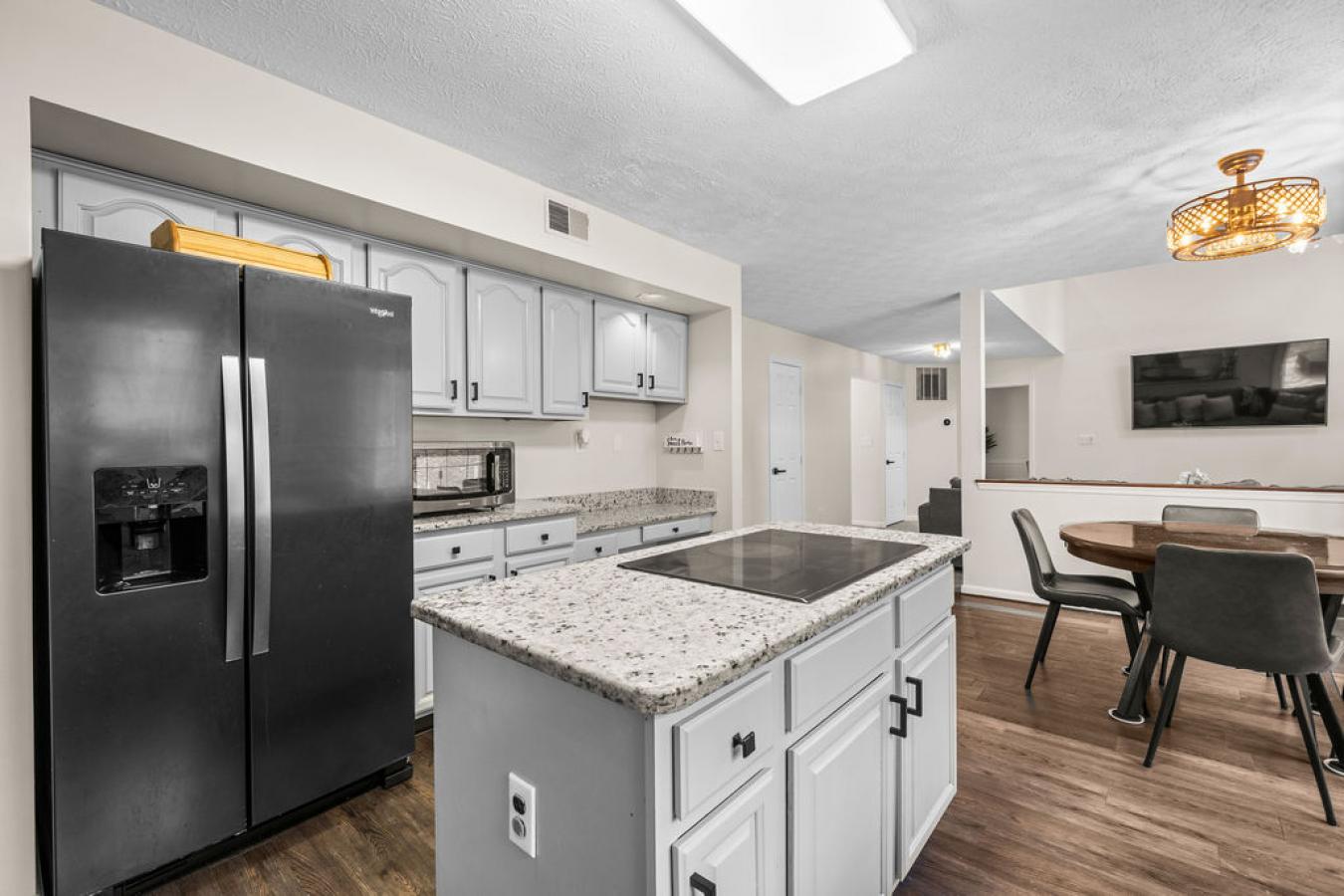 Bowie, Maryland, 20721, United States, 4 Bedrooms Bedrooms, ,3 BathroomsBathrooms,Residential,For Sale,1997807