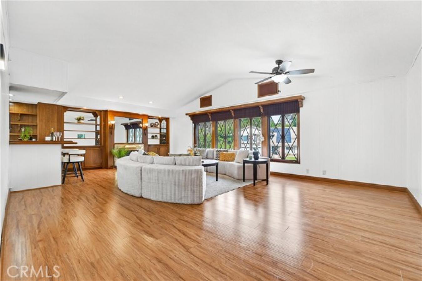 Long Beach, Los Angeles, 90803, United States, 4 Bedrooms Bedrooms, ,3 BathroomsBathrooms,Residential,For Sale,1997805